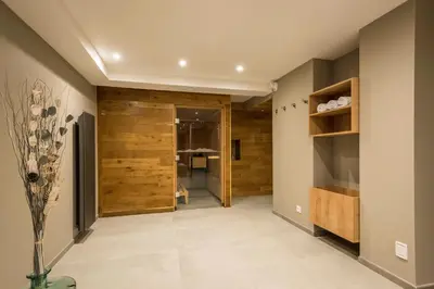 Plan de l'établissement Logis Hôtel Restaurant & Spa La Rochette