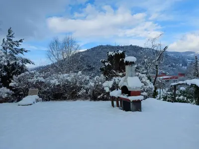 Vue générale sur la montagne ou vue sur la montagne depuis le chalet