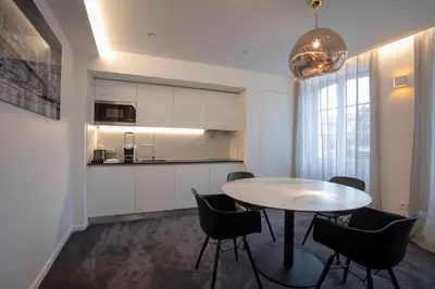 Cuisine ou kitchenette dans l'établissement BORD EAU Guest House