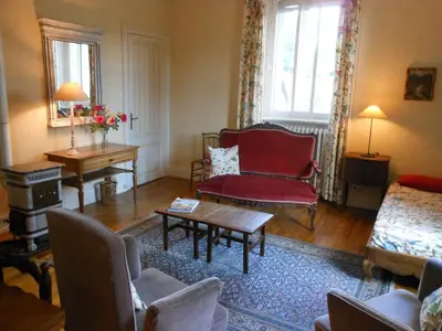 Coin salon dans l'établissement Mansion in Vecoux with Pool and Garden