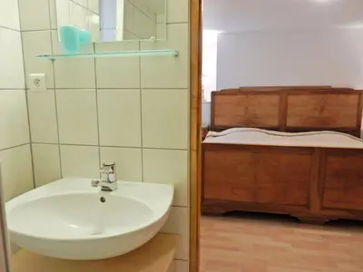 Salle de bains dans l'établissement Apartment in Riquewihr near Vineyards
