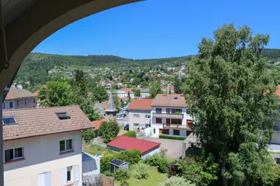 Vue générale sur la montagne ou vue sur la montagne depuis l'appartement