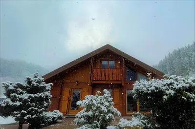 L'établissement Chalet tout confort 'Le Grand Pré', terrain clôturé, garage en hiver