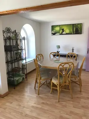 Coin salon dans l'établissement Résidence de l’ex hôtel des roches