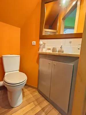Salle de bains dans l'établissement Gîte de la Tour