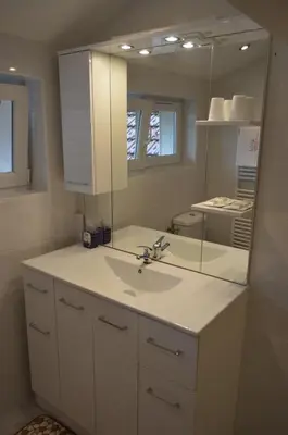 Salle de bains dans l'établissement Hôtel Timgad