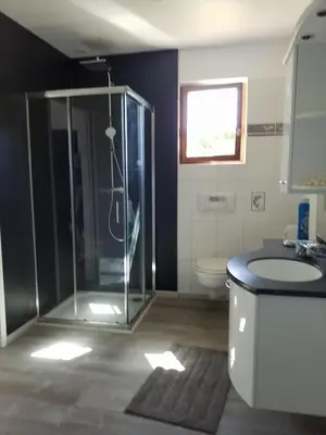 Salle de bains dans l'établissement Chez Michel et Sylviane gite2