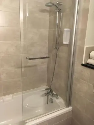 Salle de bains dans l'établissement Als Hôtel