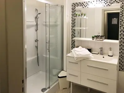 Salle de bains dans l'établissement Le TRICOTIN gîte 2-4 personnes