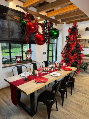 Restaurant ou autre lieu de restauration dans l'établissement Gîte du Fronzell