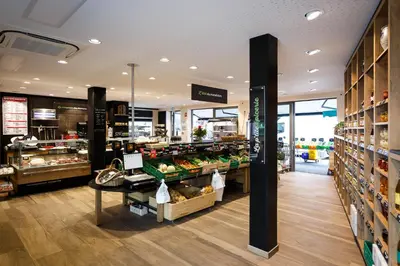 Supermarché ou boutique de l'appartement ou à proximité