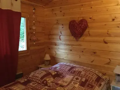 Un ou plusieurs lits dans un hébergement de l'établissement Chalet le val’tin