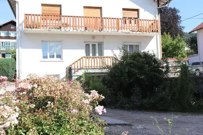 Jardin de l'établissement Villa le Tramway