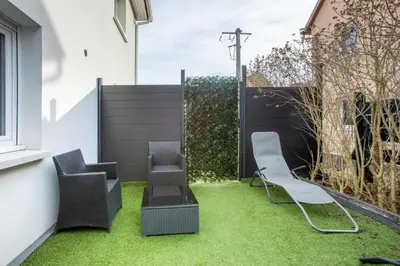 Jardin de l'établissement ESPLANADE HOME Private SPA Jacuzzi Sauna Parking, Colmar