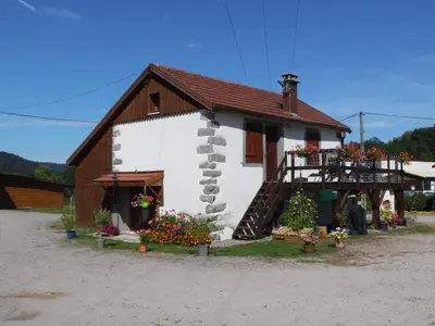 Jardin de l'établissement Annexe de ferme cosy à 15 min de Gérardmer,Ventron et La Bresse