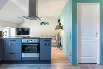 Cuisine ou kitchenette dans l'établissement Le 201-GregIMMO-Appart'Hôtel