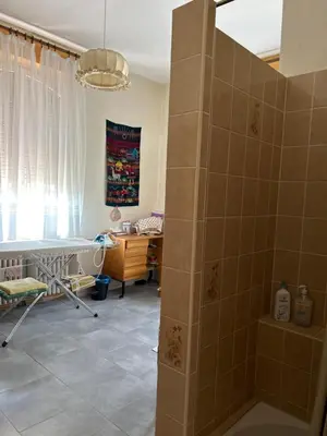 Plan de l'établissement Chambre Arnica lit 140 wifi sdb partagée