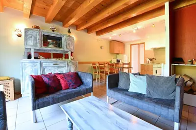 Coin salon dans l'établissement Pâquerettes - Maison avec Jardin et Parking