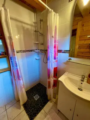 Salle de bains dans l'établissement Chalet Des Feignes