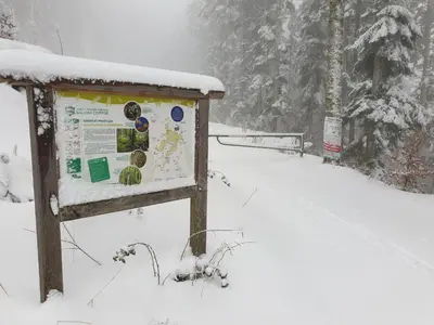 L'établissement Au Pied du Gazon en hiver