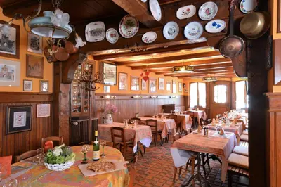 Restaurant ou autre lieu de restauration dans l'établissement Chez Madeleine