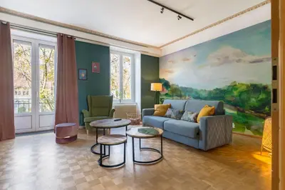 Coin salon dans l'établissement Travel Homes - The Wooden, Spacieux & bon quartier