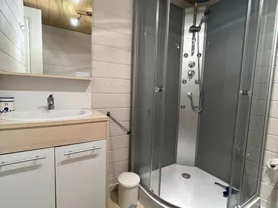 Plan de l'établissement Charmant Gîte en Montagne avec Terrasse et Garage, Proche La Bresse Ski et Sentiers Balises - FR-1-589-17