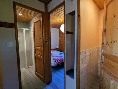 Plan de l'établissement Chalet familial avec cheminée à Gérardmer - FR-1-589-37