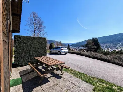 Plan de l'établissement Chalet familial avec cheminée à Gérardmer - FR-1-589-37