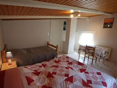 Plan de l'établissement Gîte familial aux Vosges avec jeux pour enfants, à proximité de la nature et activités sportives - FR-1-589-111