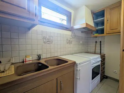 Cuisine ou kitchenette dans l'établissement Gîte convivial à Xonrupt-Longemer, près du lac et des activités sportives, avec wifi et terrasse - FR-1-589-204