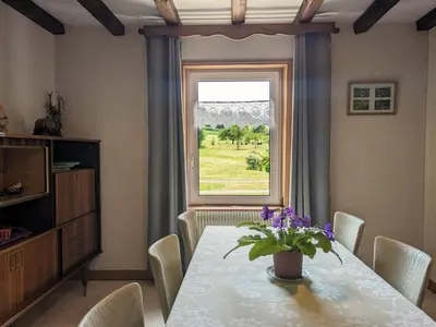 Plan de l'établissement Gîte familial avec jardin, cheminée et parking à Jussarupt, près de Gérardmer - FR-1-589-320