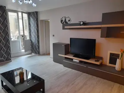 Télévision ou salle de divertissement dans l'établissement Colmar Historic Center - LES CLEFS DE COLMAR - BookingAlsace