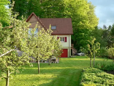 Jardin de l'établissement Gite de la Lisière du Bois
