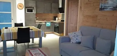 Cuisine ou kitchenette dans l'établissement Les balcons la haie des grisselles