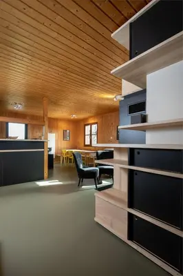 Télévision ou salle de divertissement dans l'établissement Chalet Panorama - luxe en altitude dans les Vosges