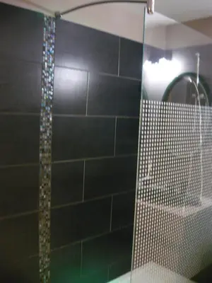 Salle de bains dans l'établissement chalet des pierres opalines