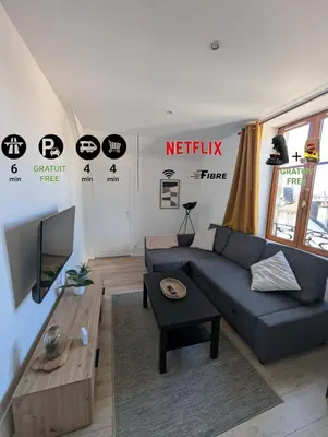 Télévision ou salle de divertissement dans l'établissement Appart'Hôtel Le Strasbourg - RENOVÉ, CALME ET NETFLIX
