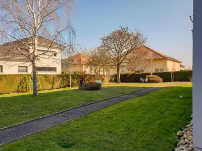 Jardin de l'établissement l’Écrin du Verger