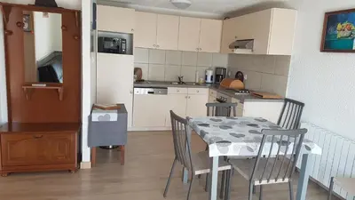 Cuisine ou kitchenette dans l'établissement GITE proximité GERARDMER