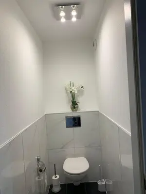 Salle de bains dans l'établissement Sion City Mulhouse centre - parking et balcon-wifi 5G gratuit