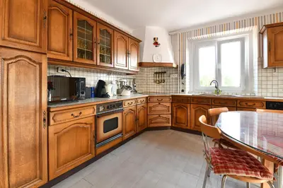 Cuisine ou kitchenette dans l'établissement Gite des Hirondelles