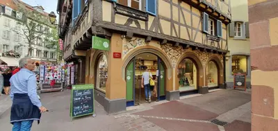 Clients de l'établissement Le Blue St Léon : 2 pièces COZY Lit King Size WIFI