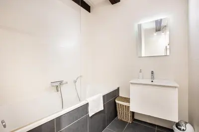 Salle de bains dans l'établissement Gite 