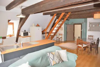 Cuisine ou kitchenette dans l'établissement L'APPARTEMENT