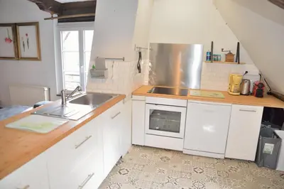 Cuisine ou kitchenette dans l'établissement L'APPARTEMENT