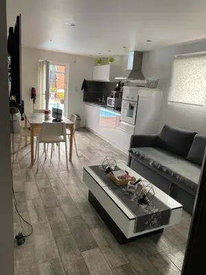 Cuisine ou kitchenette dans l'établissement L'escapade des randonneurs