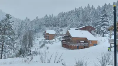 L'établissement Rev2 Montagne en hiver