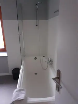 Salle de bains dans l'établissement BONSEJOUR