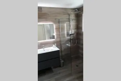 Salle de bains dans l'établissement Parenthèse nature